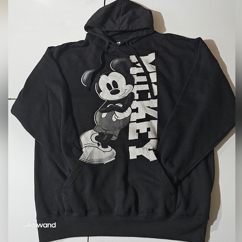 Mickey Mouse Black Sweater Size XL